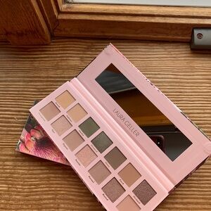 🎉HP🎉New Laura Geller Fresh Florals Eyeshadow Palette
